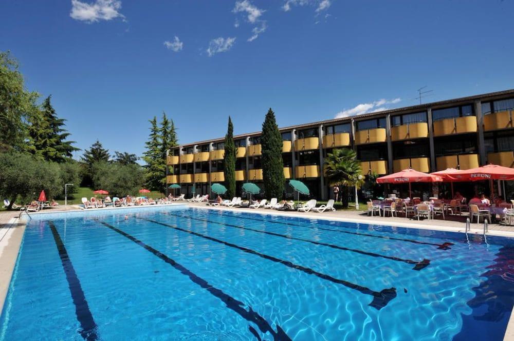 Hotel Palme & Suite ガルダ エクステリア 写真