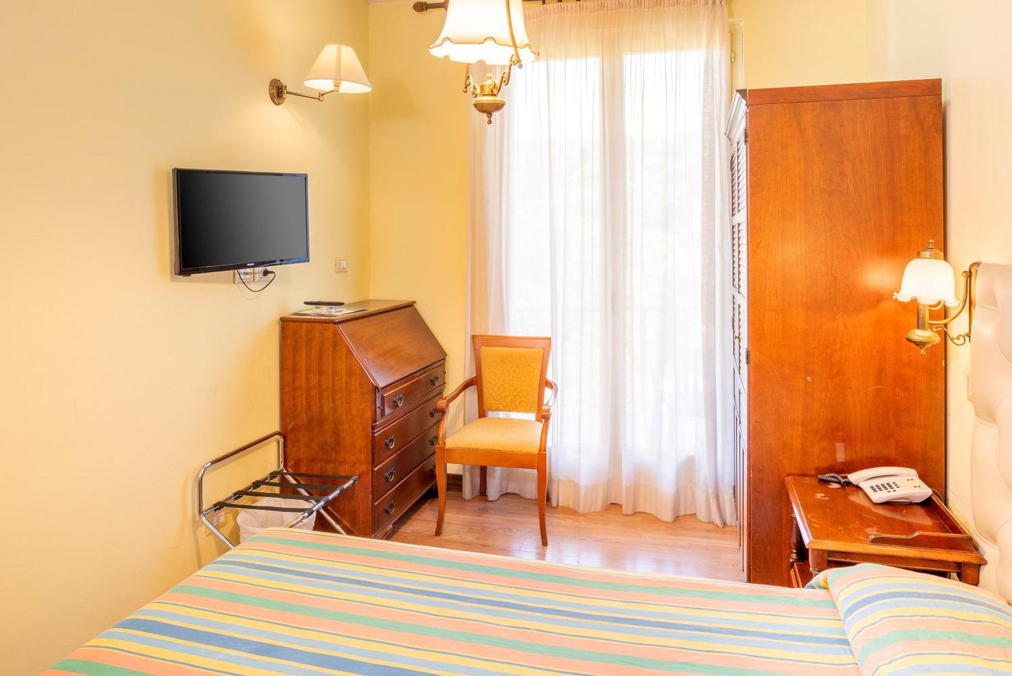 Hotel Palme & Suite ガルダ エクステリア 写真